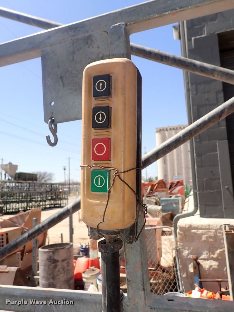 image for item HR9884 EZ Scaffold Quick-Lift  power scaffolding