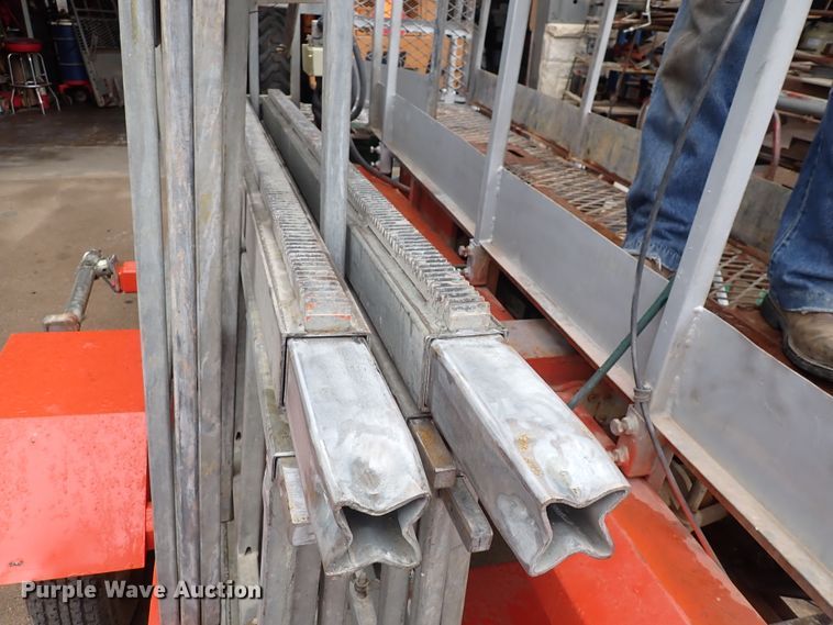 image for item HR9884 EZ Scaffold Quick-Lift  power scaffolding