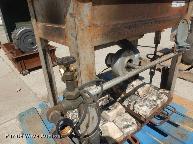 image for item HU9399 (2) forges