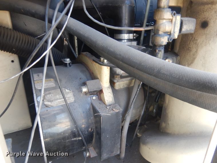 image for item HU9400 Ingersoll Rand IRN50HCC  air compressor