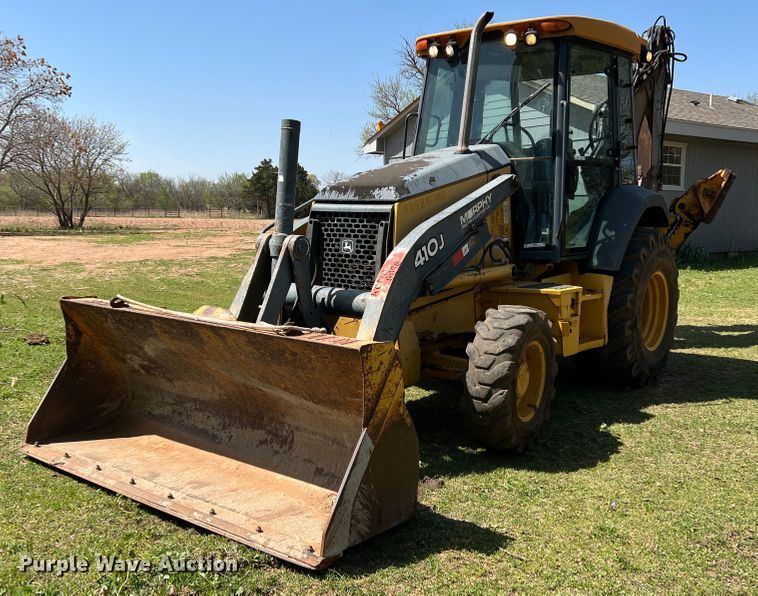 image for item IG9421 2010 John Deere 410J  backhoe