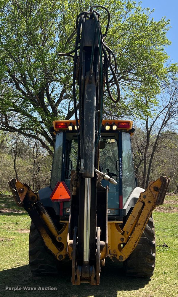 image for item IG9421 2010 John Deere 410J  backhoe