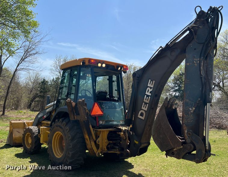 image for item IG9421 2010 John Deere 410J  backhoe