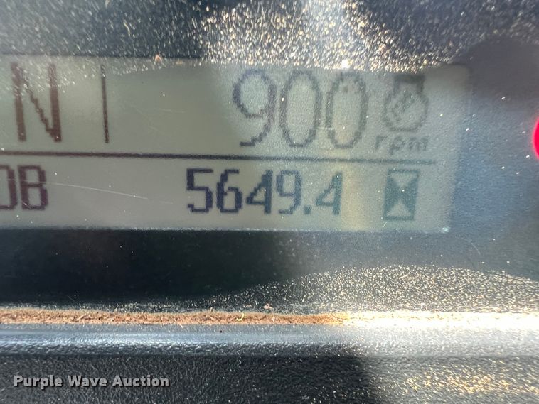 image for item IG9421 2010 John Deere 410J  backhoe