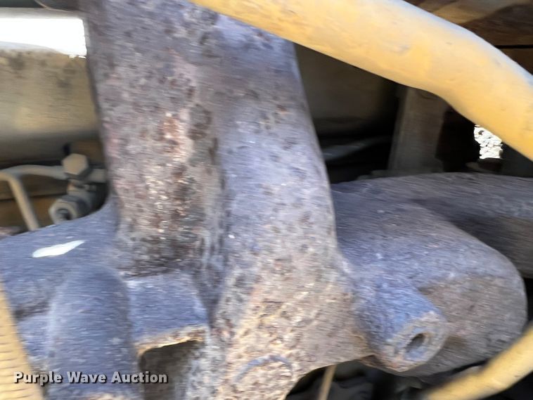 image for item IG9421 2010 John Deere 410J  backhoe