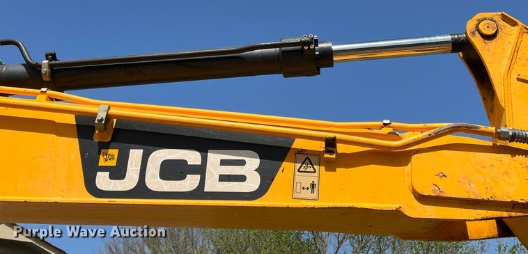 image for item IG9422 JCB JS145LC  excavator