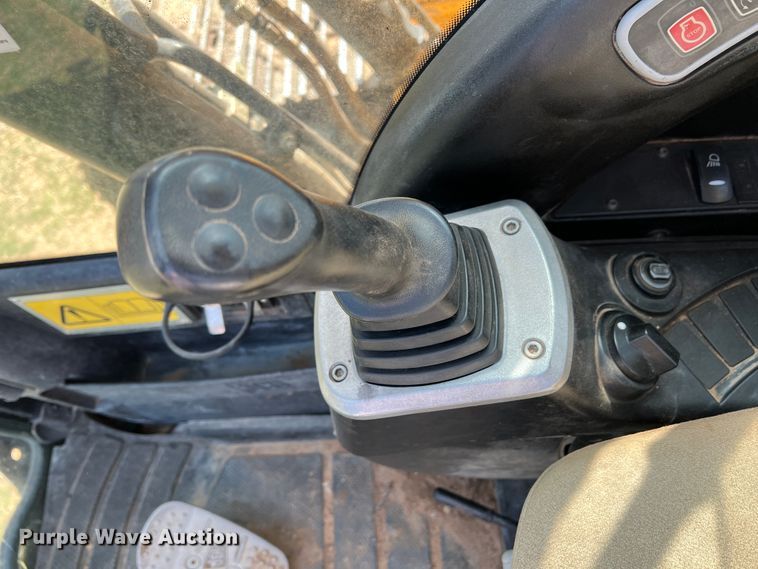 image for item IG9422 JCB JS145LC  excavator