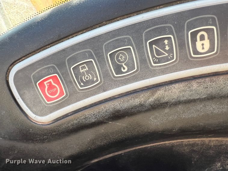 image for item IG9422 JCB JS145LC  excavator