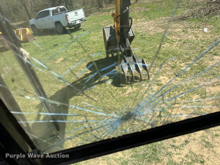 image for item IG9422 JCB JS145LC  excavator