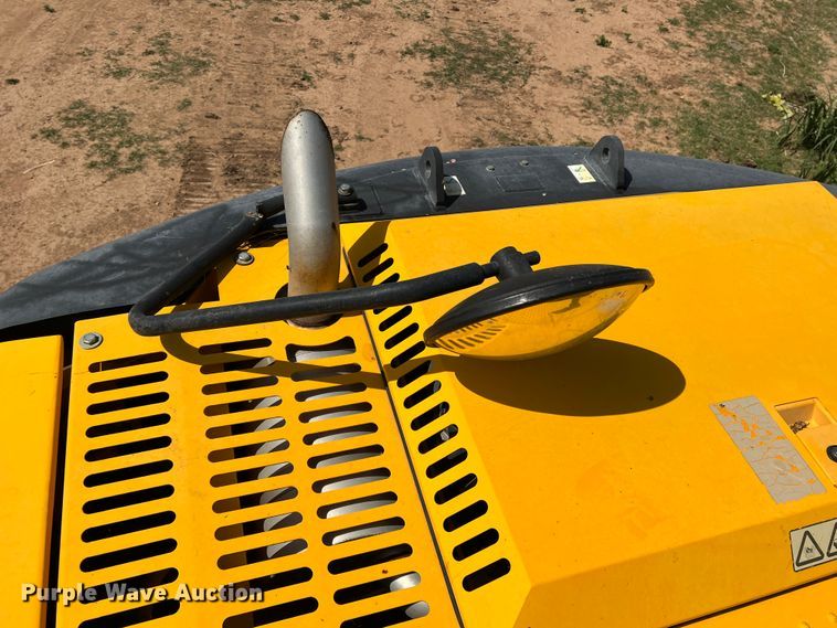 image for item IG9422 JCB JS145LC  excavator