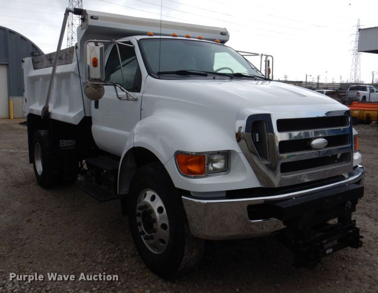 image for item IM9945 2008 Ford F750  dump truck