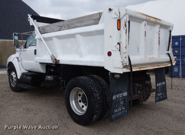image for item IM9945 2008 Ford F750  dump truck
