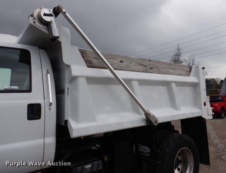 image for item IM9945 2008 Ford F750  dump truck