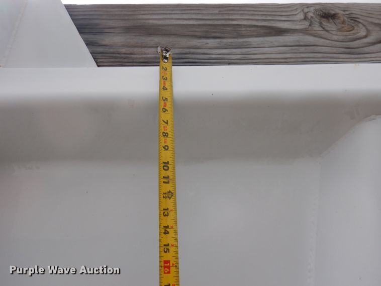 image for item IM9945 2008 Ford F750  dump truck