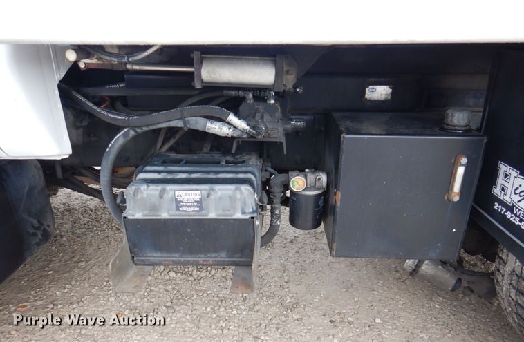 image for item IM9945 2008 Ford F750  dump truck