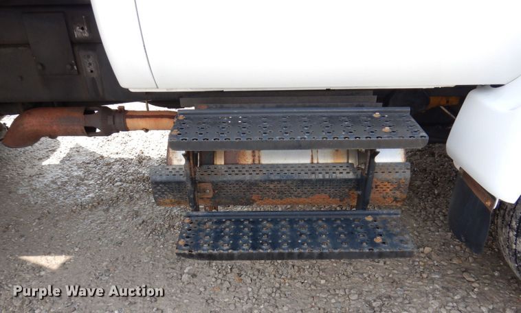 image for item IM9945 2008 Ford F750  dump truck