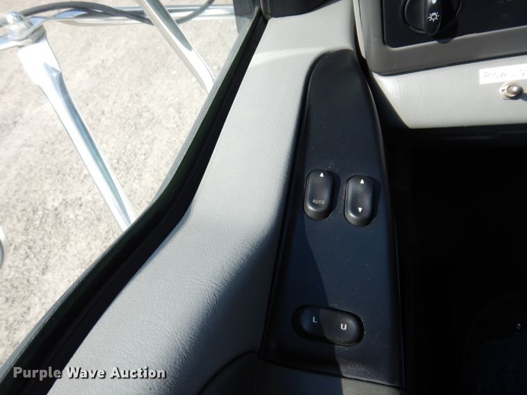 image for item IM9945 2008 Ford F750  dump truck