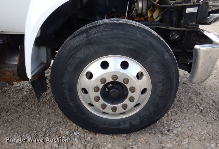 image for item IM9945 2008 Ford F750  dump truck