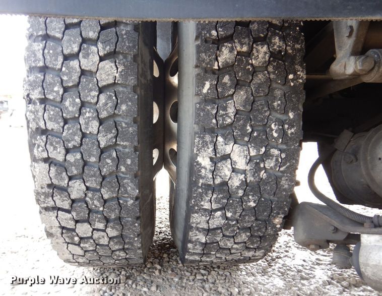 image for item IM9945 2008 Ford F750  dump truck