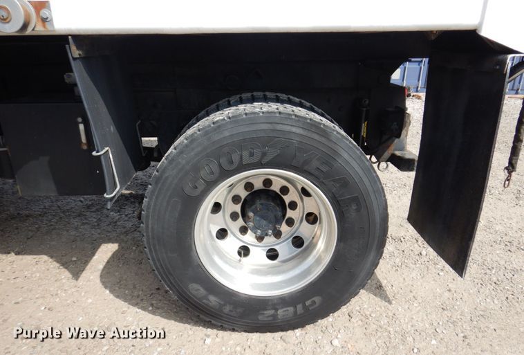 image for item IM9945 2008 Ford F750  dump truck
