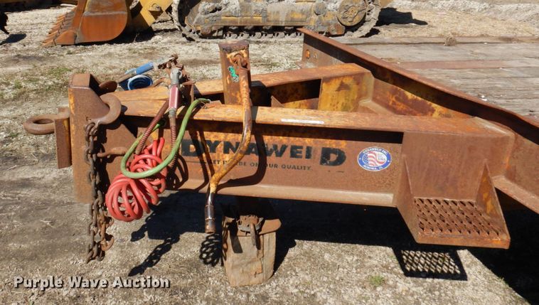 image for item IM9946 2000 Dyna Weld  equipment trailer