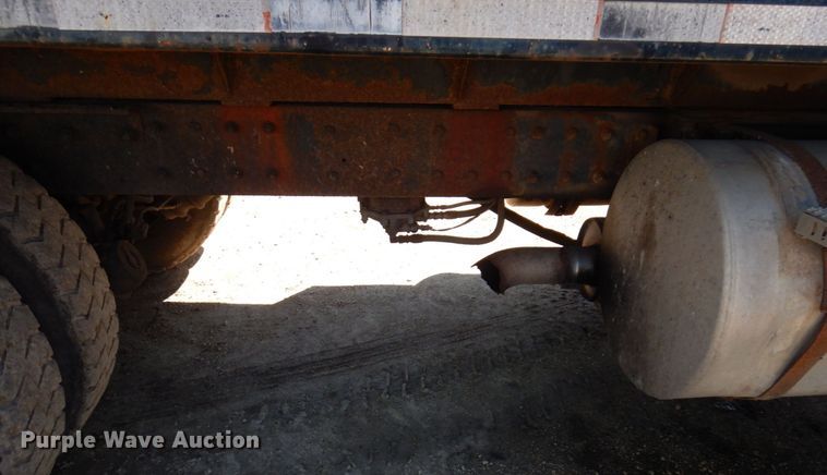 image for item IM9947 1994 Mack CH600  dump truck