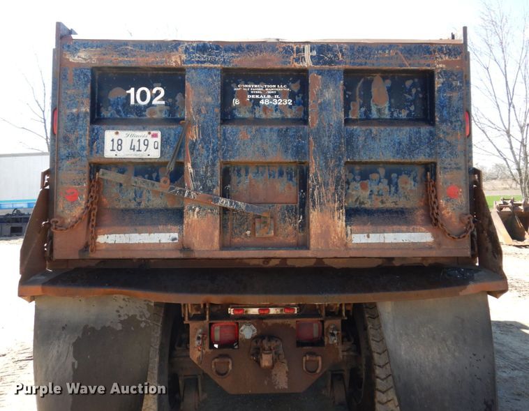 image for item IM9947 1994 Mack CH600  dump truck