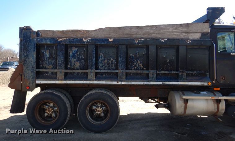 image for item IM9947 1994 Mack CH600  dump truck