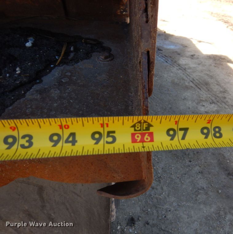 image for item IM9947 1994 Mack CH600  dump truck