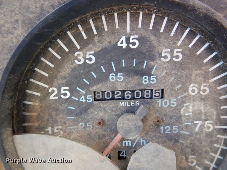 image for item IM9947 1994 Mack CH600  dump truck