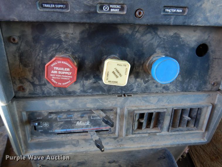 image for item IM9947 1994 Mack CH600  dump truck