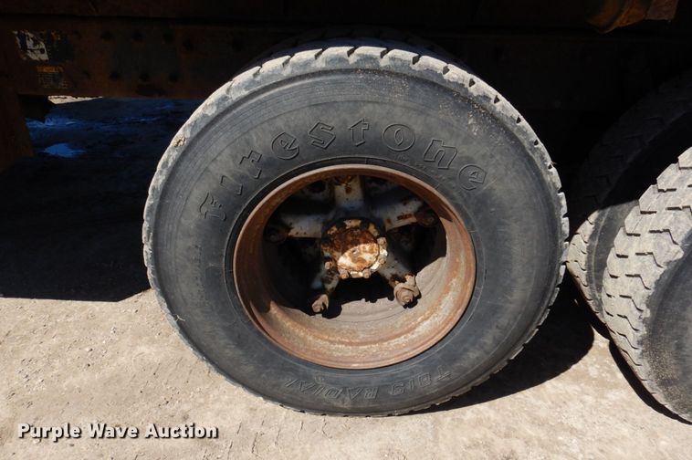 image for item IM9947 1994 Mack CH600  dump truck