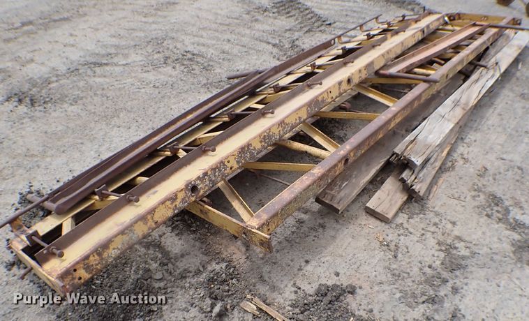 image for item IY9227 Gomaco  bridge deck finisher parts