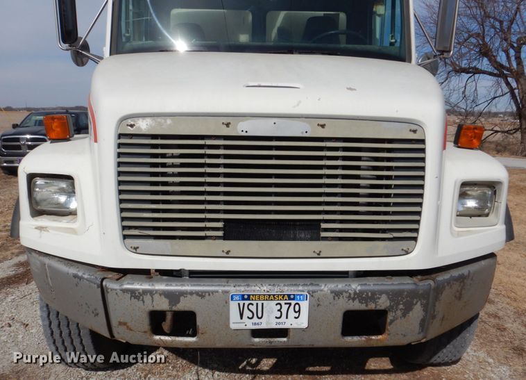 image for item JJ9305 2000 Freightliner FL80  dump truck