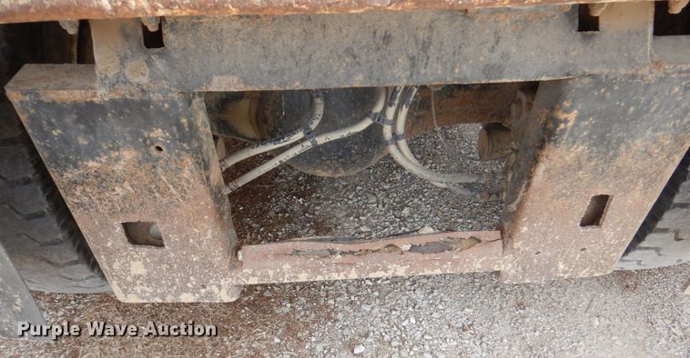 image for item JJ9305 2000 Freightliner FL80  dump truck