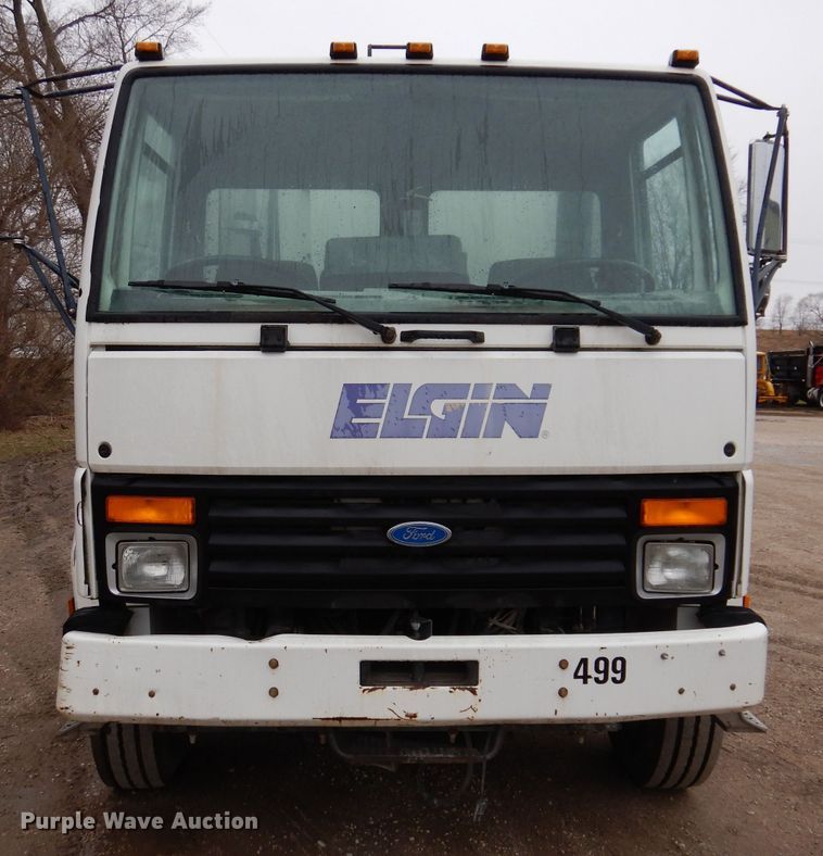 image for item JK9360 1996 Ford CF7000 street sweeper truck
