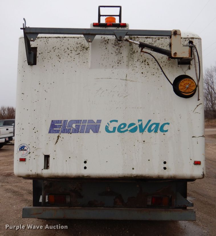 image for item JK9360 1996 Ford CF7000 street sweeper truck