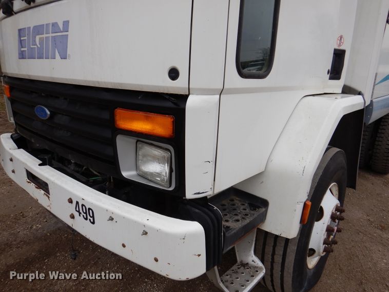 image for item JK9360 1996 Ford CF7000 street sweeper truck