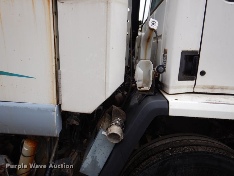 image for item JK9360 1996 Ford CF7000 street sweeper truck