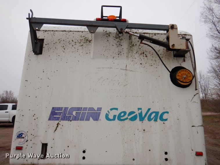 image for item JK9360 1996 Ford CF7000 street sweeper truck