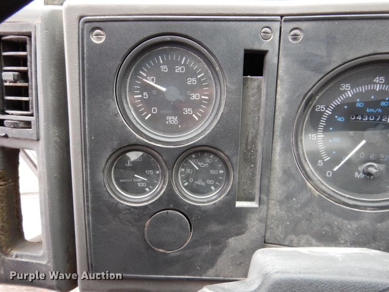 image for item JK9360 1996 Ford CF7000 street sweeper truck