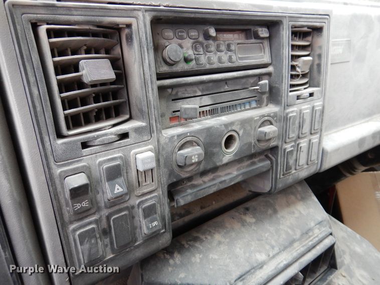 image for item JK9360 1996 Ford CF7000 street sweeper truck