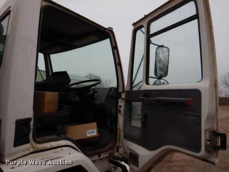 image for item JK9360 1996 Ford CF7000 street sweeper truck