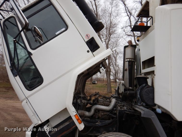 image for item JK9360 1996 Ford CF7000 street sweeper truck