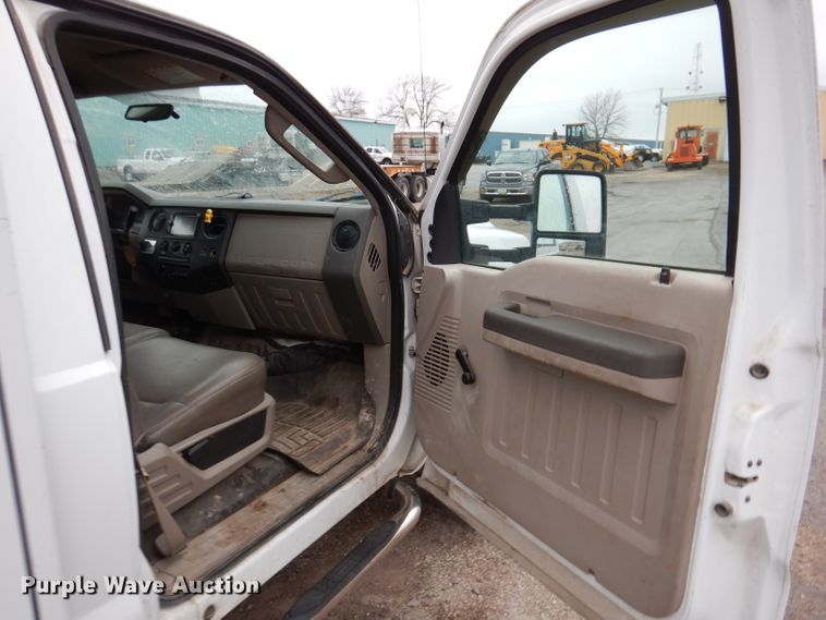image for item JK9362 2008 Ford F550 Super Duty  utility / service truck