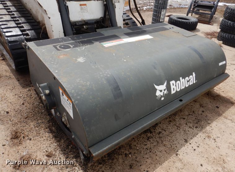 image for item JK9422 2014 Bobcat 72" W skid steer sweeper