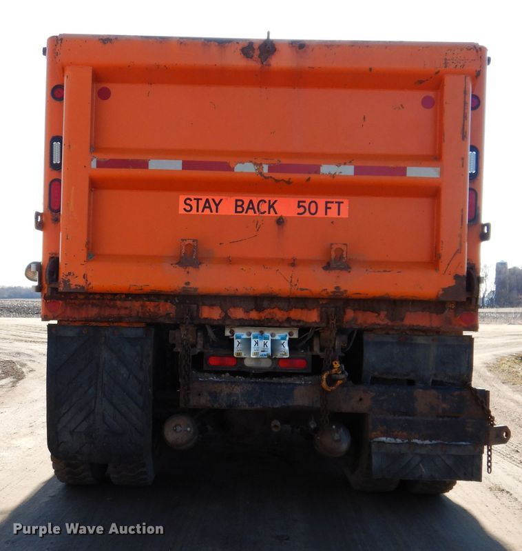 image for item JK9423 2000 International 2554  dump truck