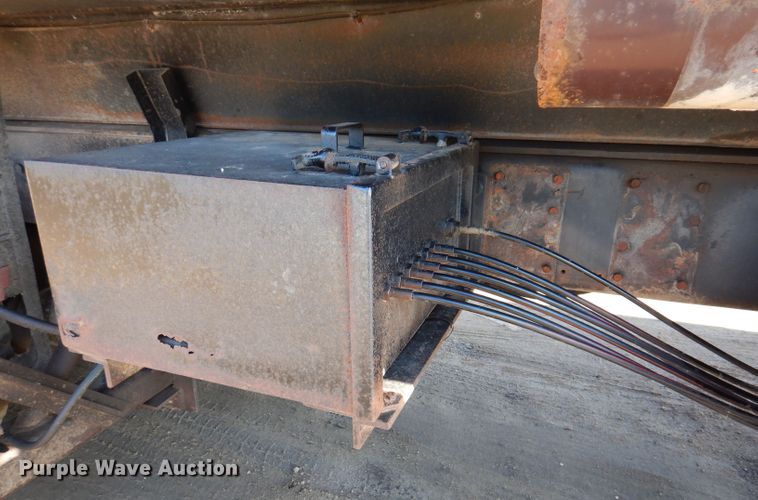 image for item JK9423 2000 International 2554  dump truck