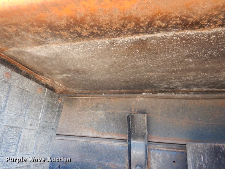 image for item JK9423 2000 International 2554  dump truck