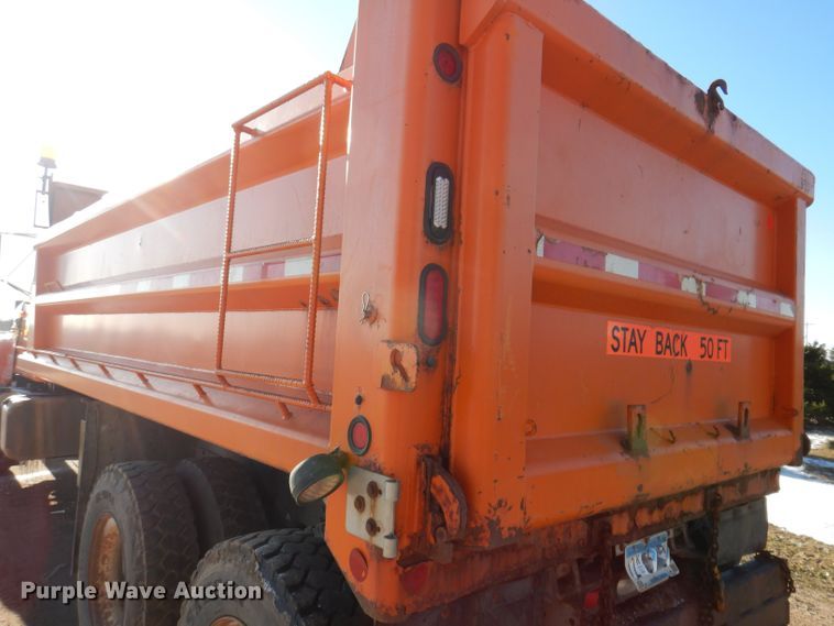 image for item JK9423 2000 International 2554  dump truck